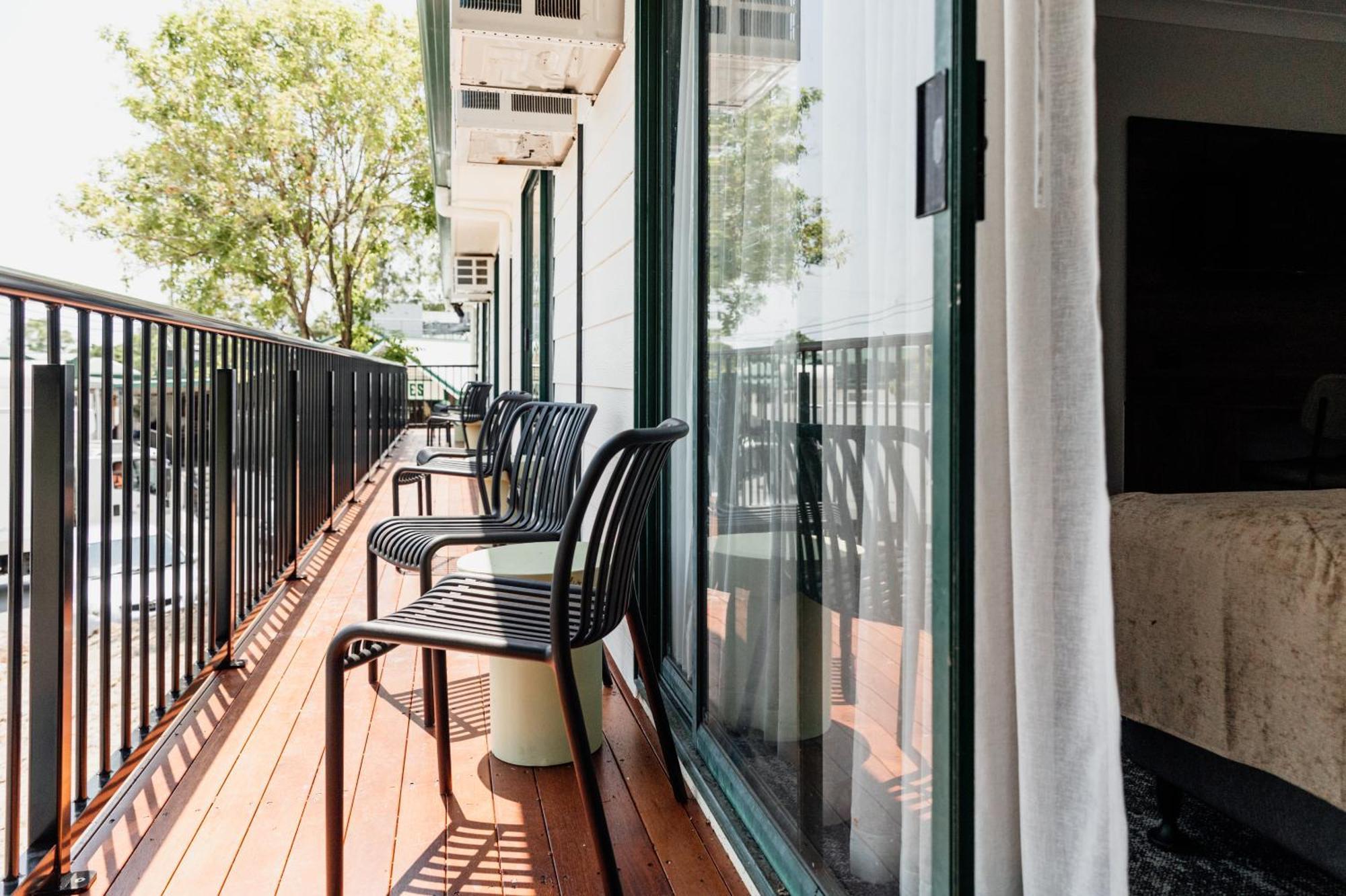 Wallaby Hotel Mudgeeraba Eksteriør bilde
